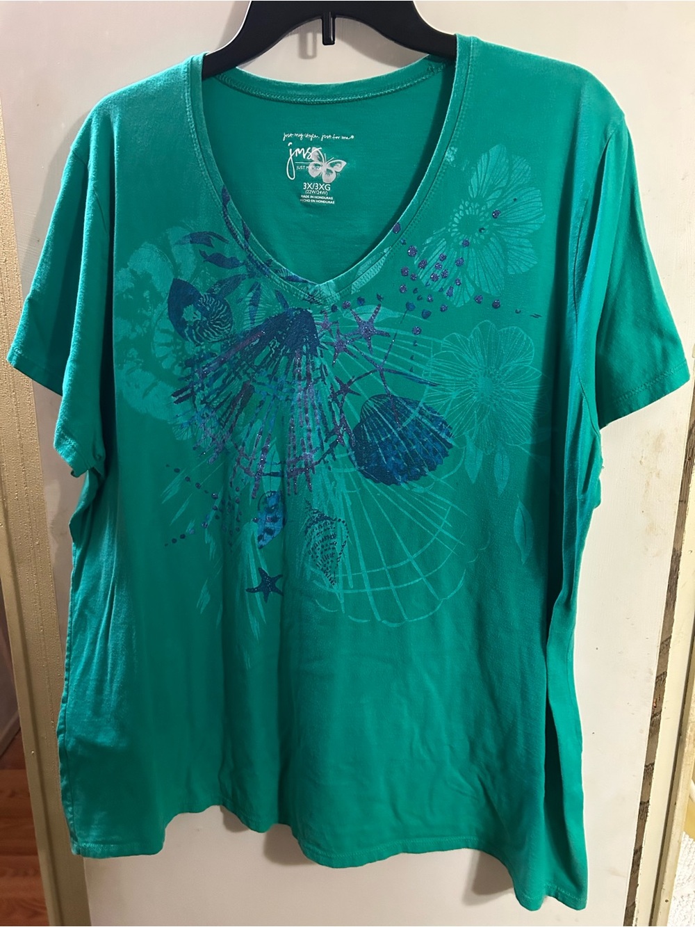 JMS Collection Teal V-Neck Sea Life Graphic Women's Top